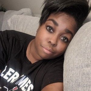 Meet your Posher, Briana